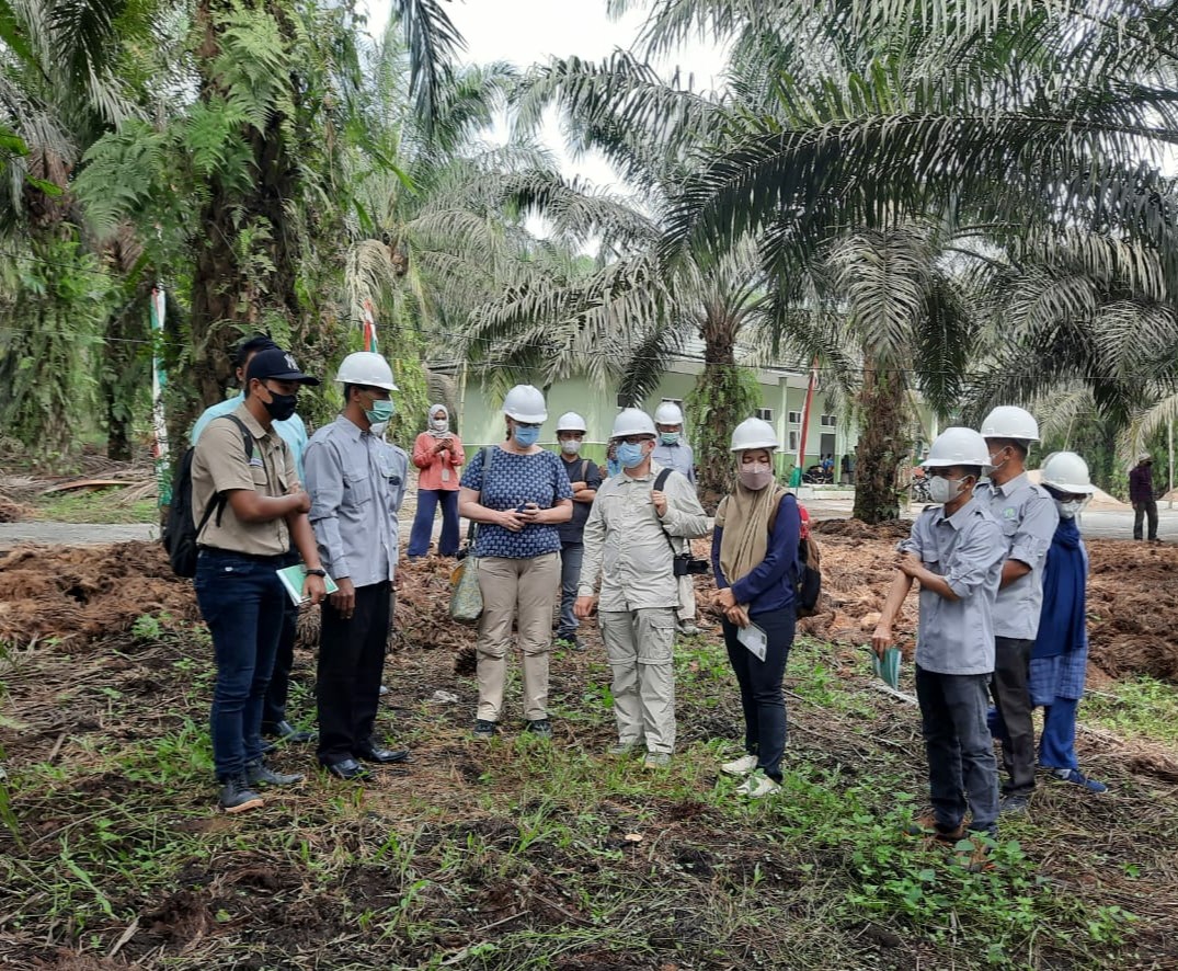 Kunjungan tim FONAP dan Diskusi Bersama Masyarakat